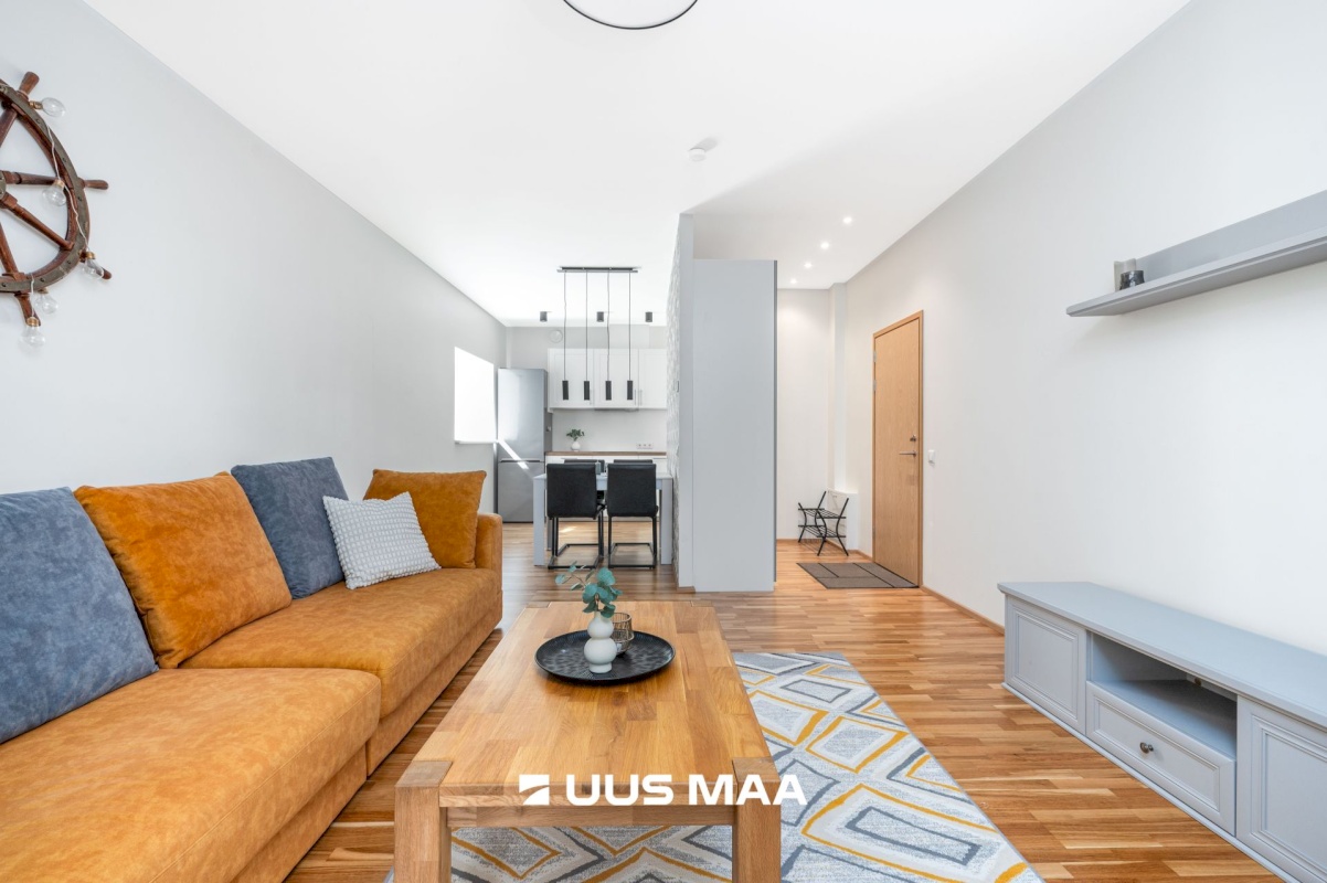 Tallinn, Nõmme linnaosa, Pääsküla, Pärnu mnt 524b
