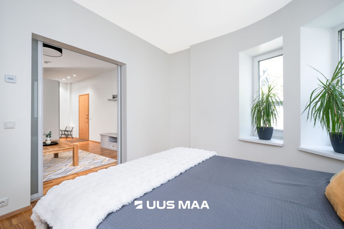 Tallinn, Nõmme linnaosa, Pääsküla, Pärnu mnt 524b