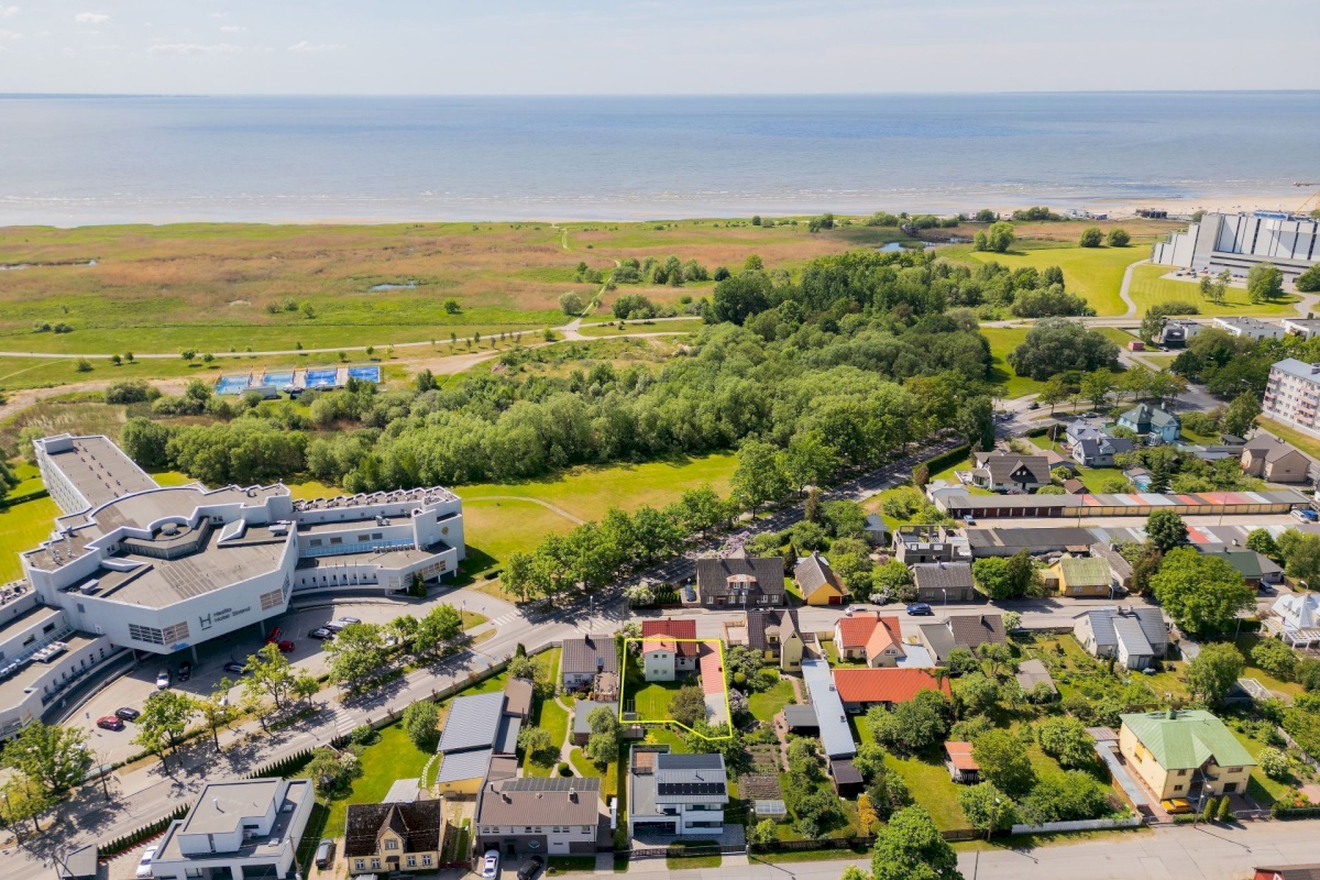 Pärnu linn, Pärnu linn, Rannarajoon, Karusselli tn 82