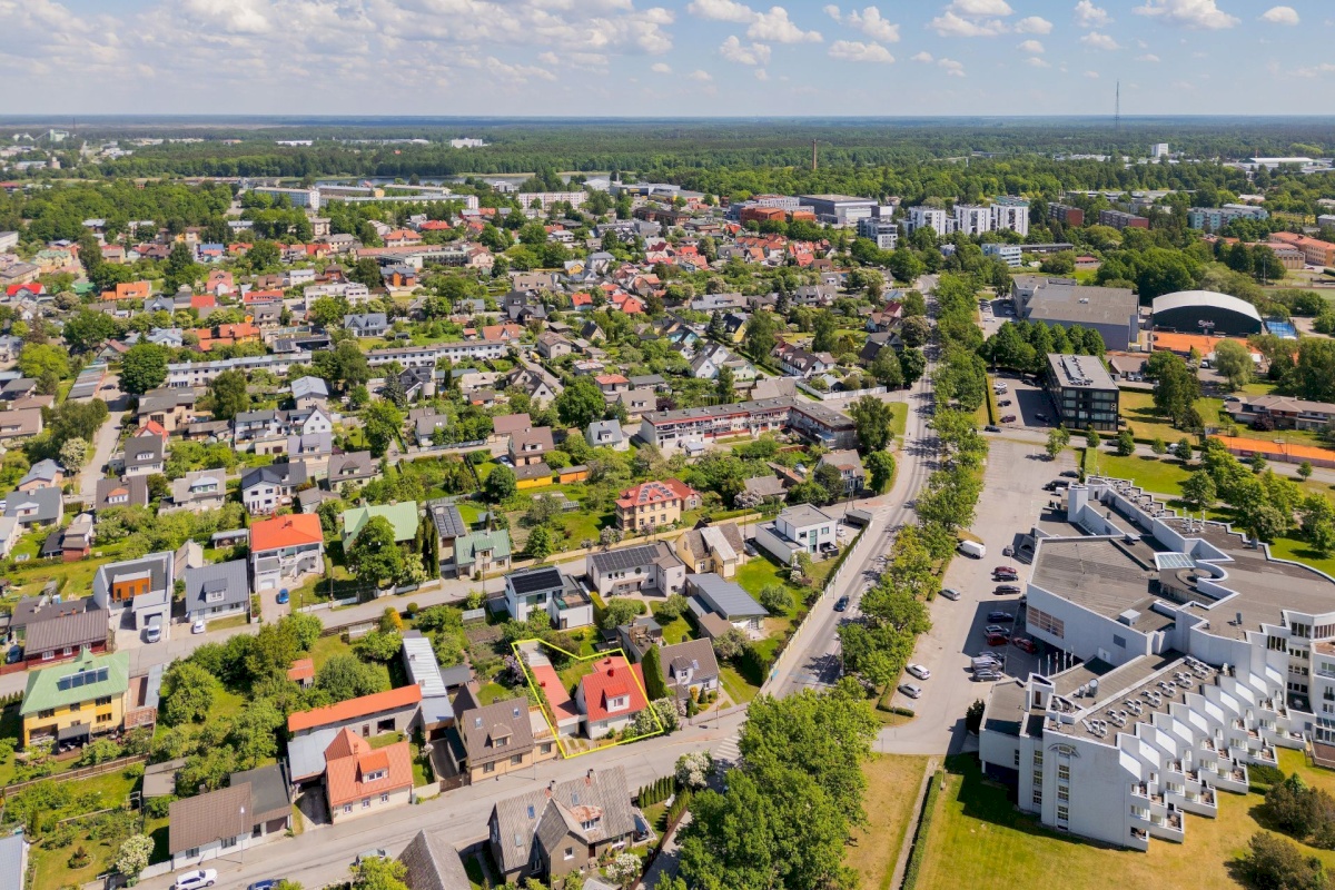 Pärnu linn, Pärnu linn, Rannarajoon, Karusselli tn 82