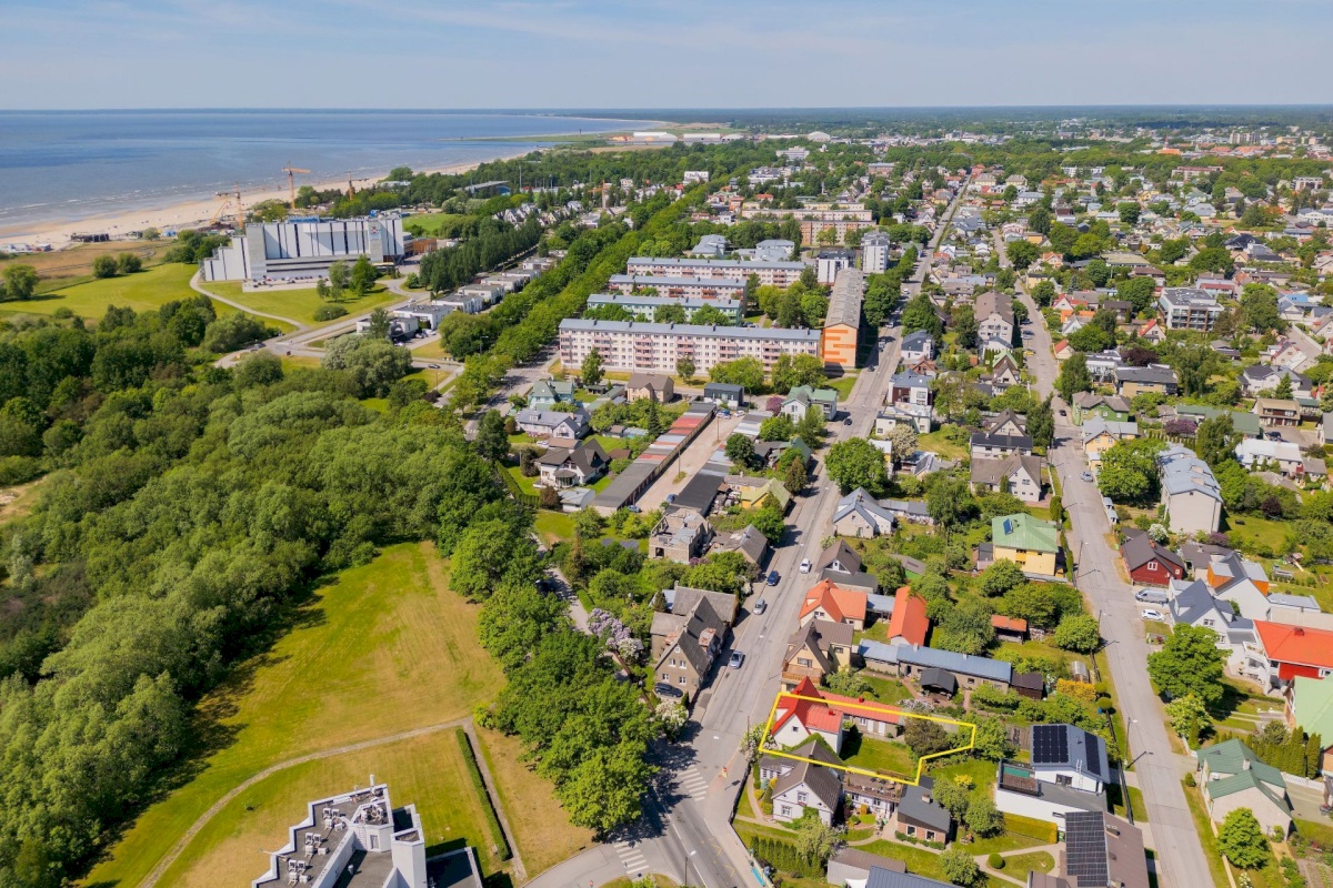 Pärnu linn, Pärnu linn, Rannarajoon, Karusselli tn 82