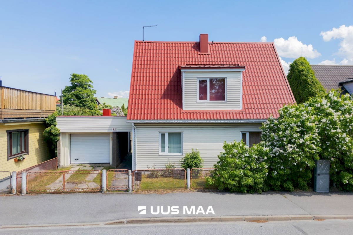 Pärnu linn, Pärnu linn, Rannarajoon, Karusselli tn 82