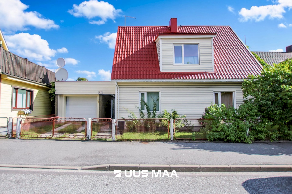 Pärnu linn, Pärnu linn, Rannarajoon, Karusselli tn 82