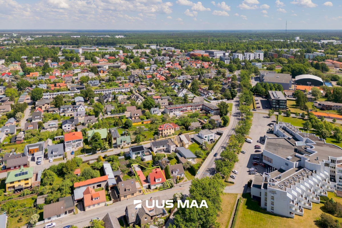 Pärnu linn, Pärnu linn, Rannarajoon, Karusselli tn 82