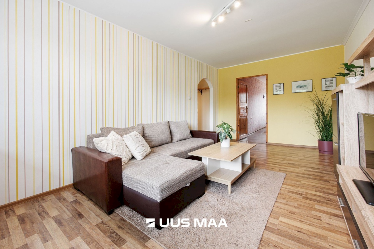 Tallinn, Mustamäe linnaosa, J. Sütiste tee 24