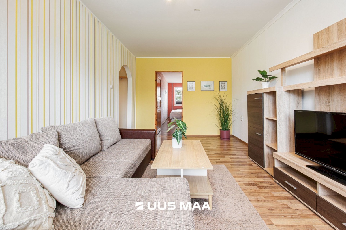 Tallinn, Mustamäe linnaosa, J. Sütiste tee 24