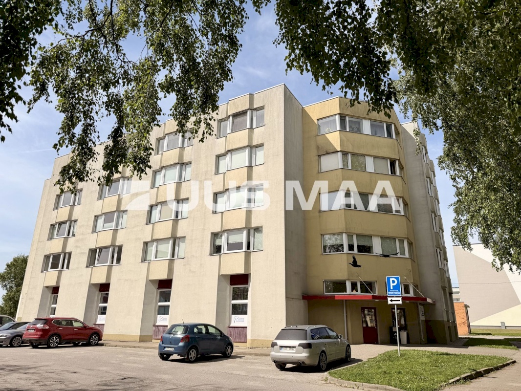 Viljandi linn, Männimäe, Riia mnt 38