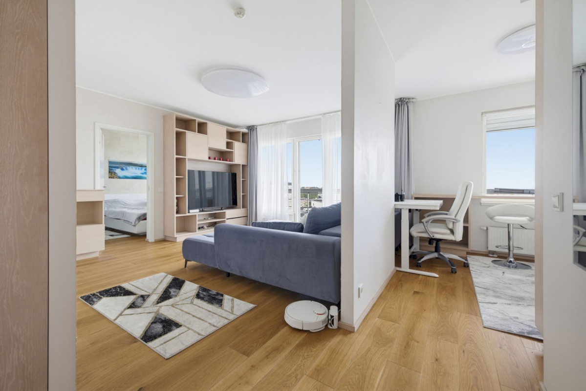Tallinn, Kesklinna linnaosa, Südalinn, Viru väljak 6