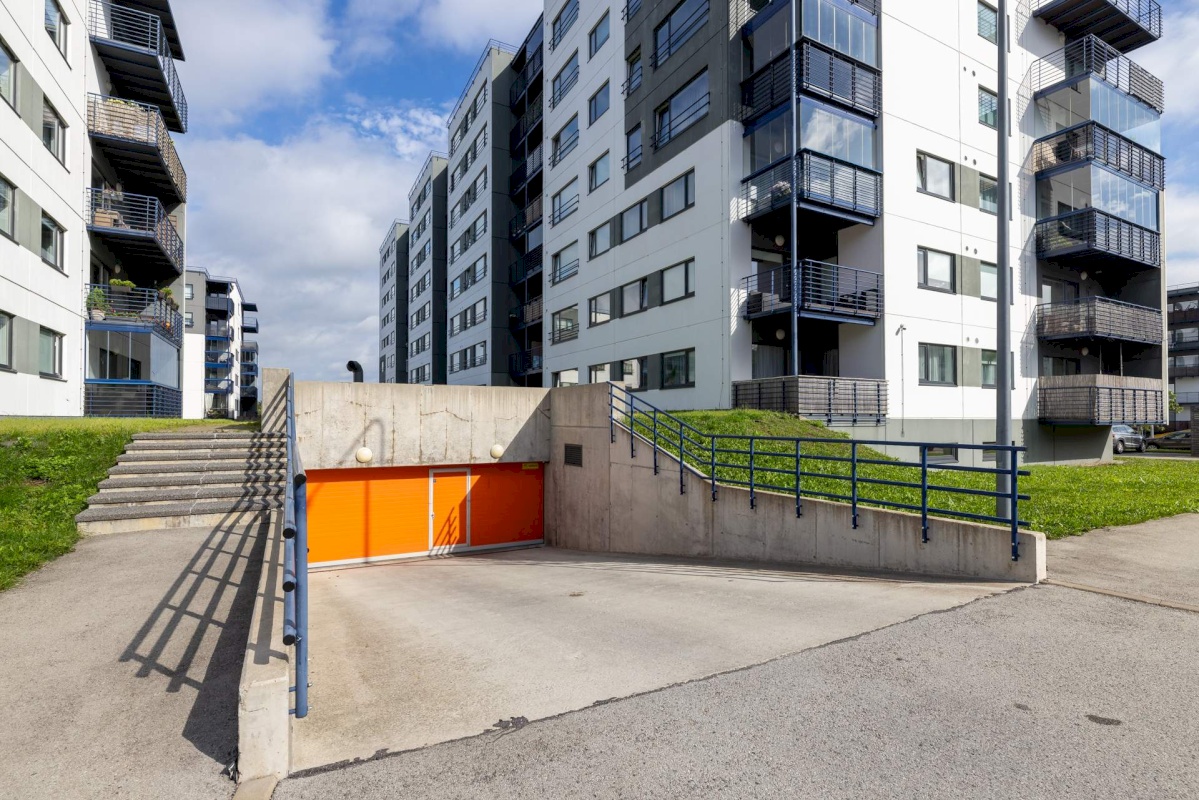 Tallinn, Lasnamäe linnaosa, Loopealse, Meeliku tn 21/3