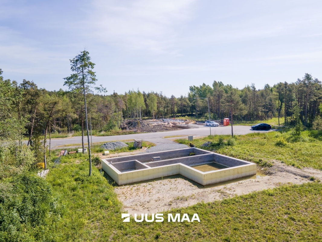 Saaremaa vald, Kuressaare linn, Vesikaare 12