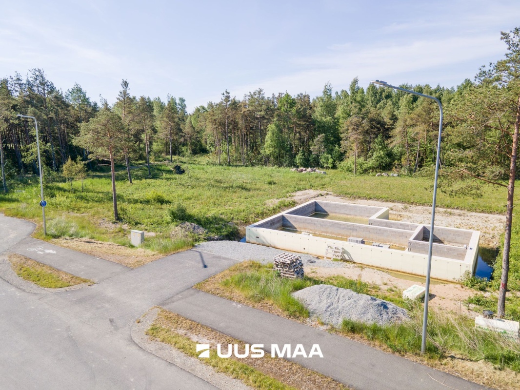 Saaremaa vald, Kuressaare linn, Vesikaare 12
