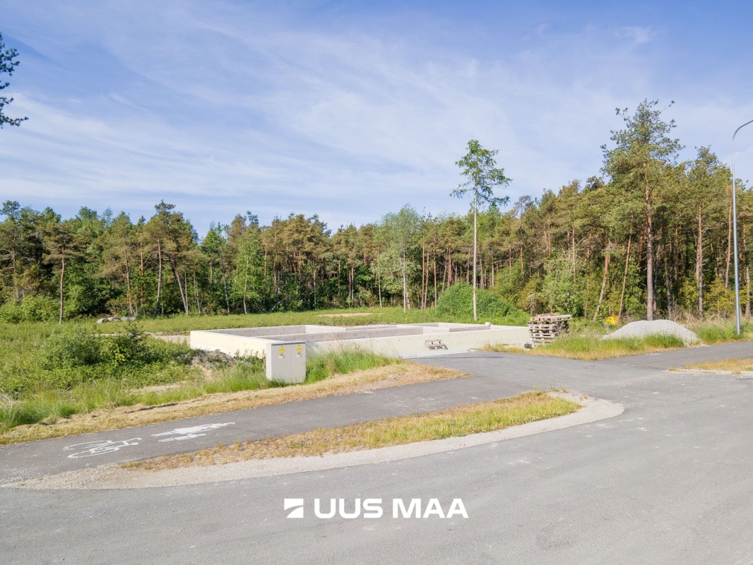 Saaremaa vald, Kuressaare linn, Vesikaare 12