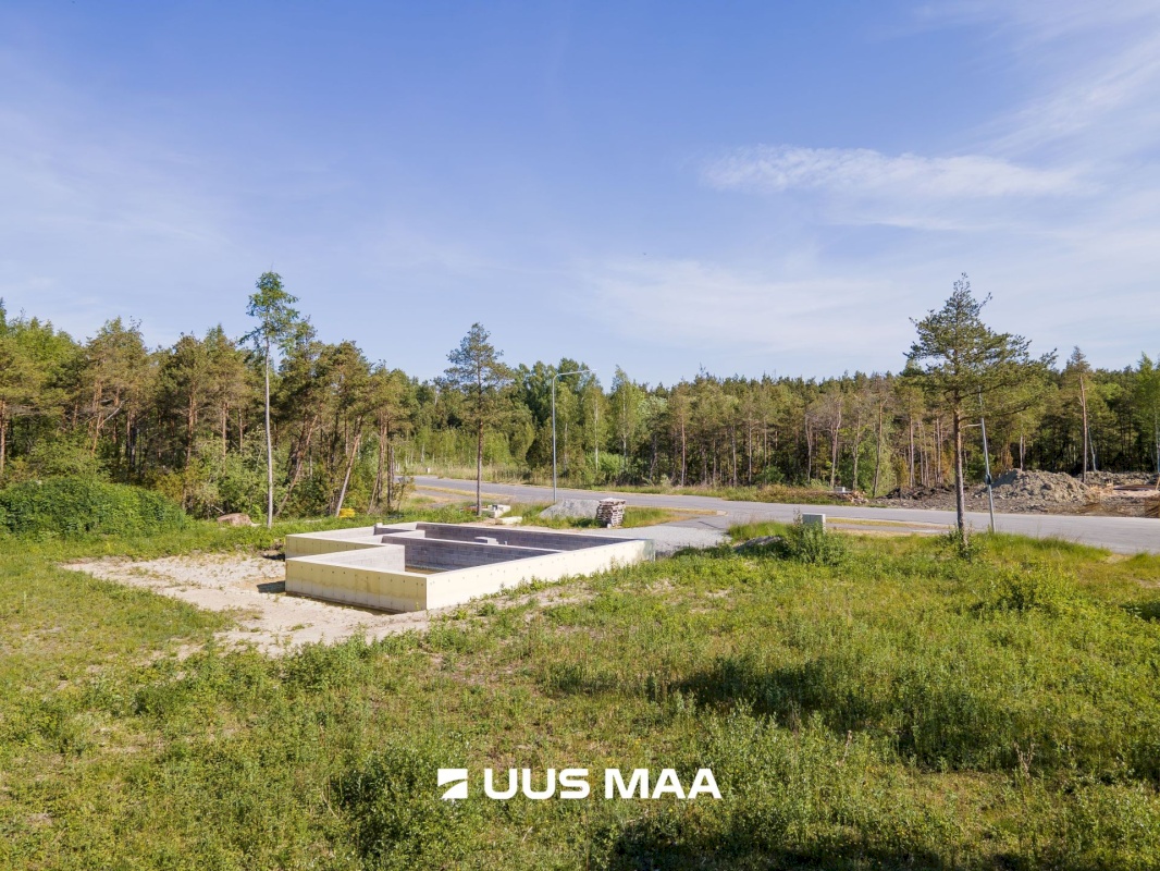 Saaremaa vald, Kuressaare linn, Vesikaare 12