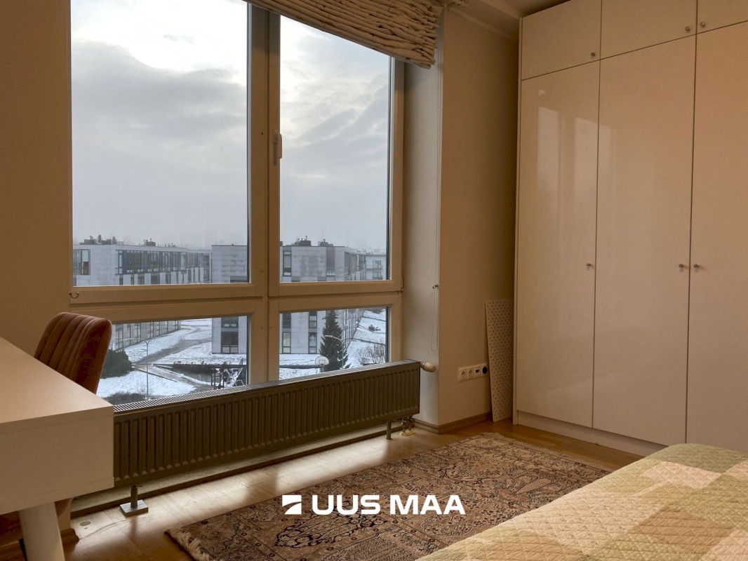 Tallinn, Kesklinna linnaosa, Kadriorg, Liivaoja 6