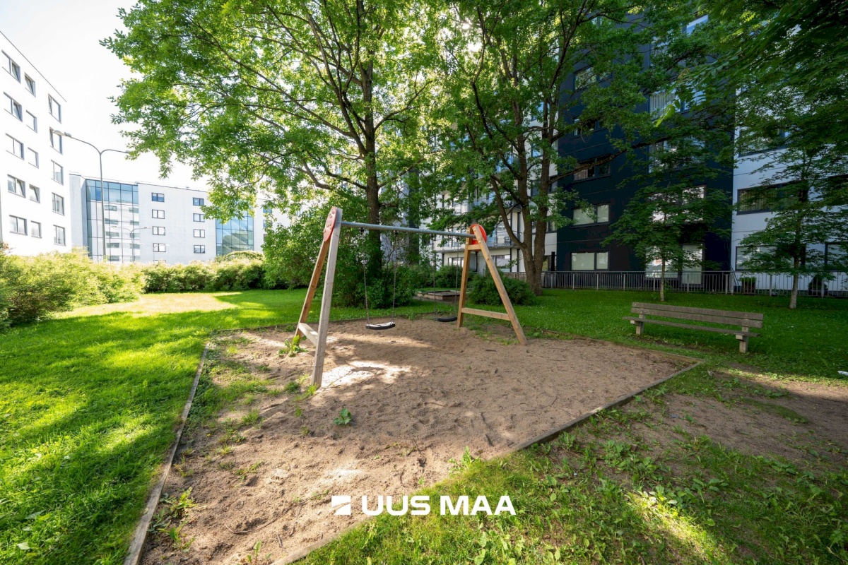 Tallinn, Kesklinna linnaosa, Pärnu mnt 129c/2