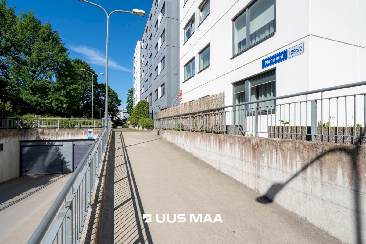 Tallinn, Kesklinna linnaosa, Pärnu mnt 129c/2