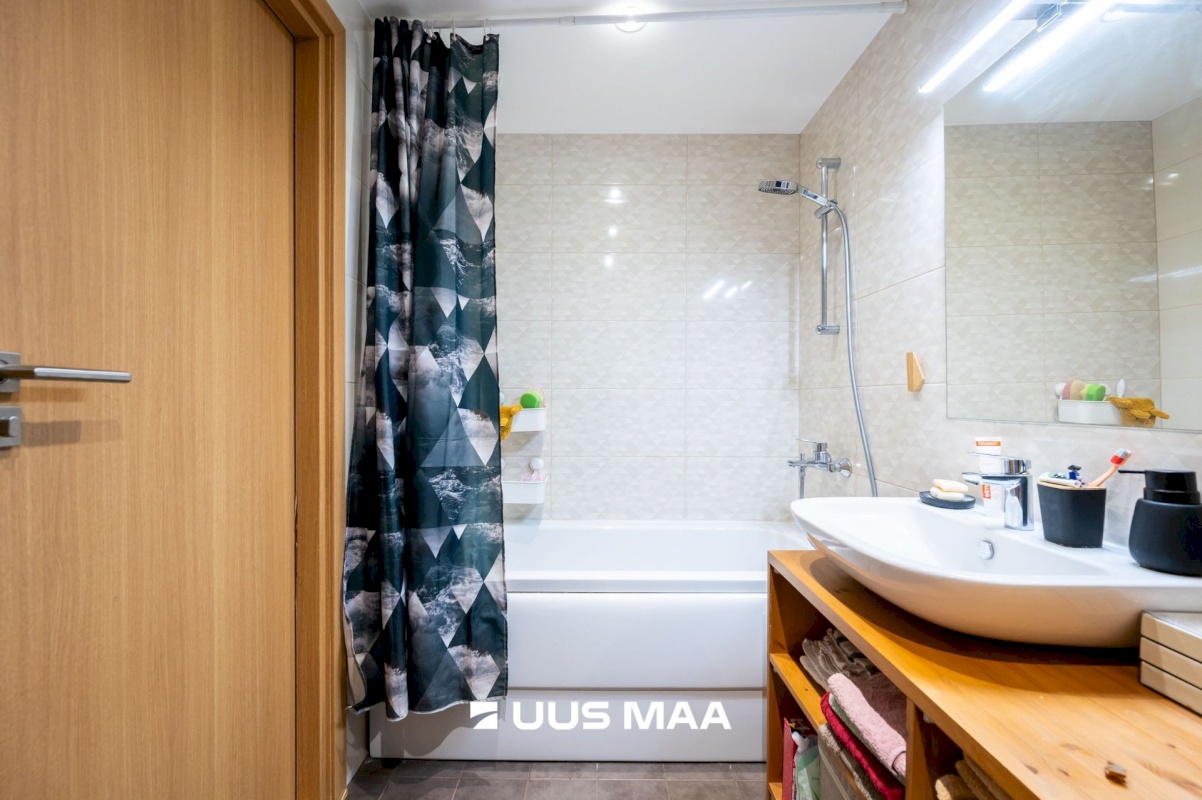 Tallinn, Mustamäe linnaosa, Mustamäe, Pöörise 16