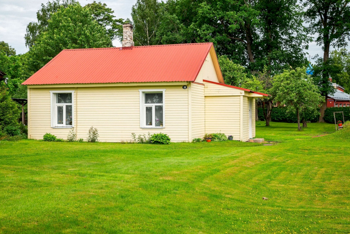 Valga vald, Valga linn, Võru 19