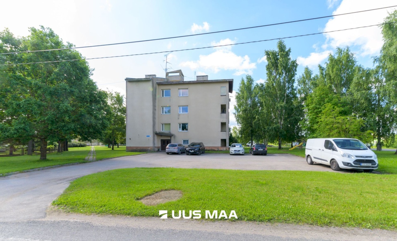 Vinni vald, Pajusti alevik, Linnu 4