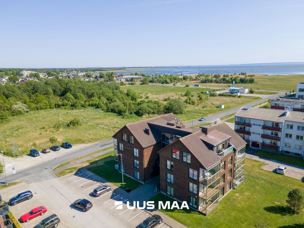 Saaremaa vald, Kuressaare linn, Merikotka 7