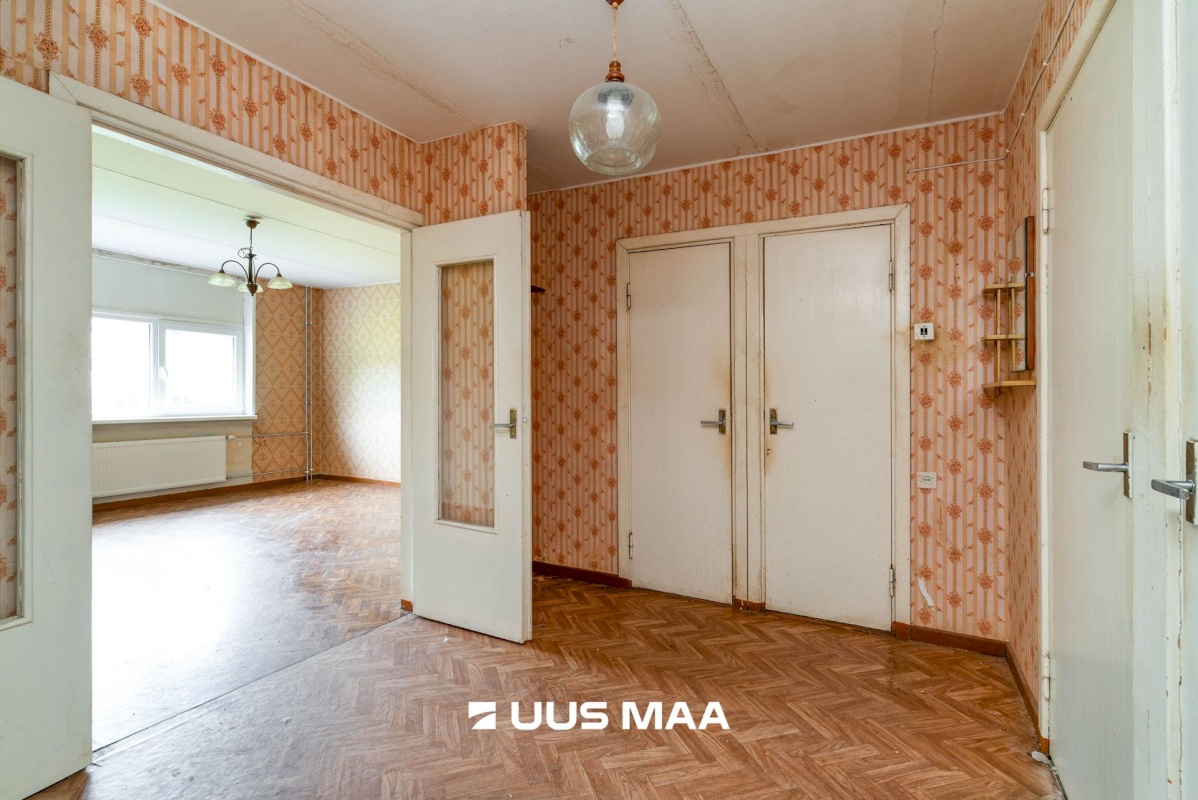 Põhja-Sakala vald, Olustvere alevik, Keskuse tn 7