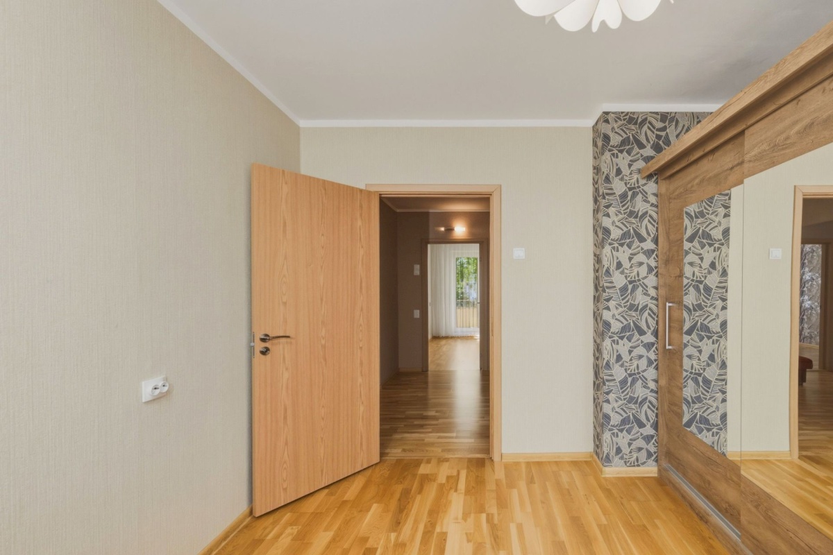 Tallinn, Haabersti linnaosa, Õismäe tee 115