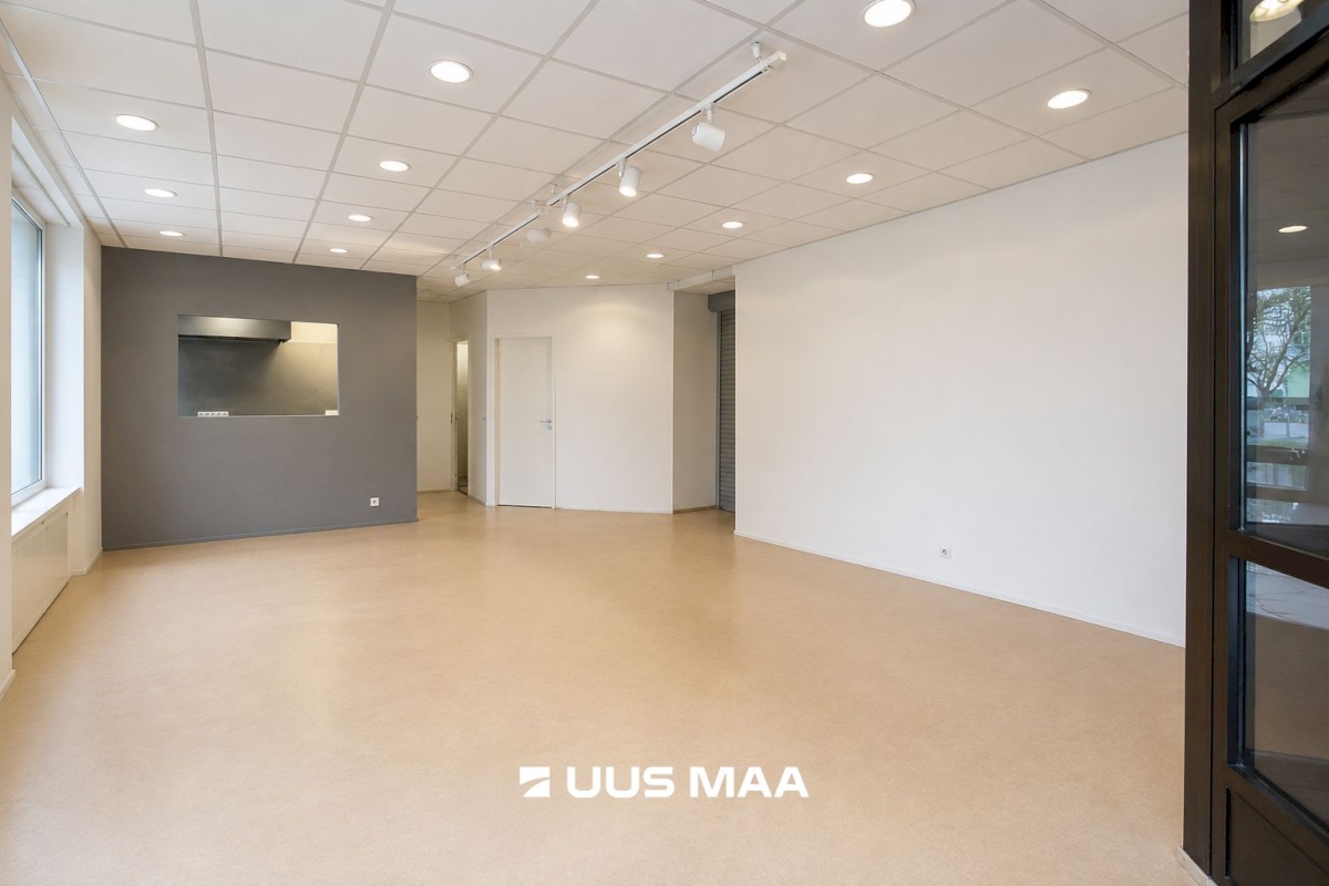 Tallinn, Kesklinna linnaosa, Liivalaia tn 28