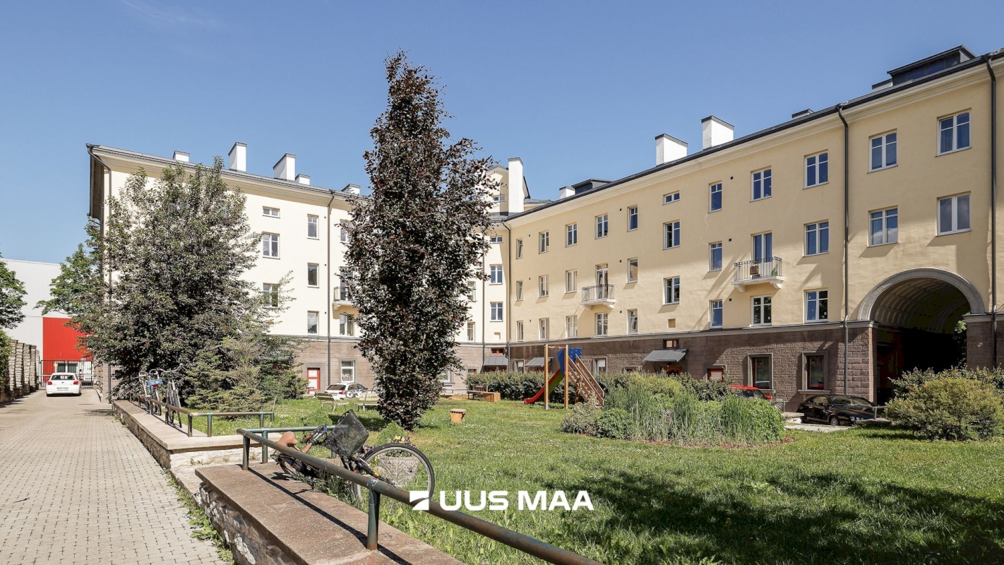Tallinn, Põhja-Tallinna linnaosa, Kalamaja, Tööstuse 43