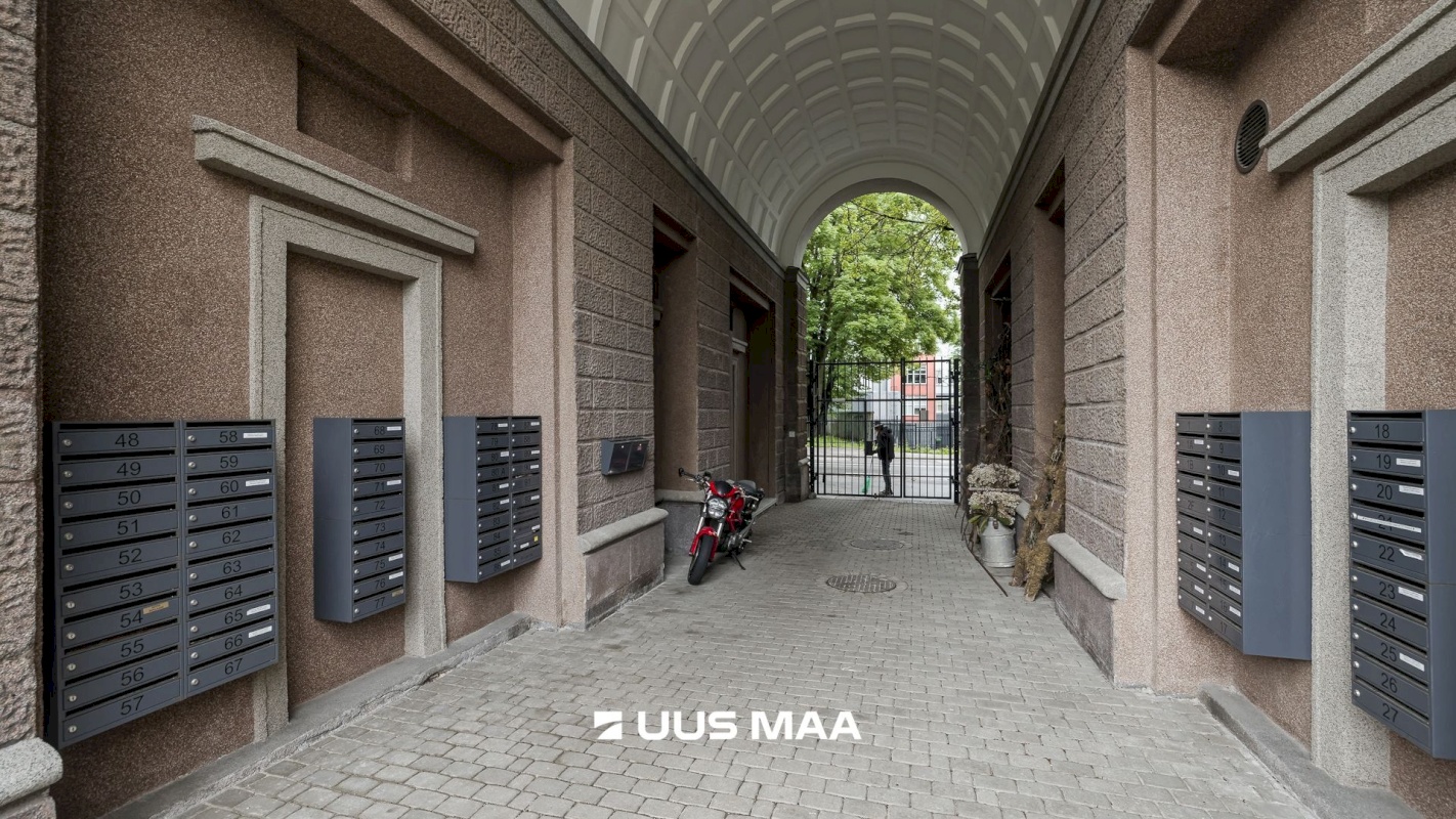 Tallinn, Põhja-Tallinna linnaosa, Kalamaja, Tööstuse 43
