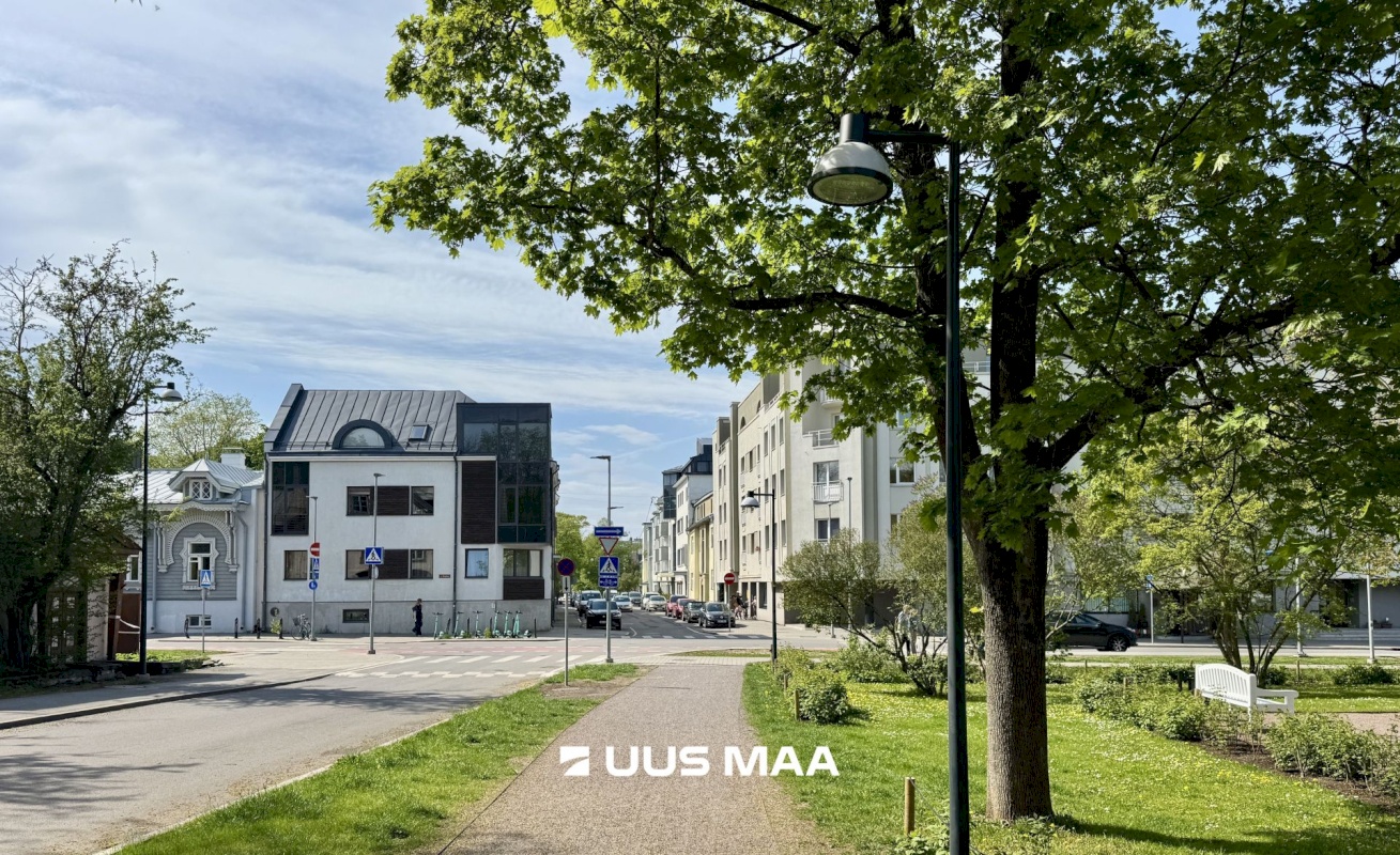 Tallinn, Kesklinna linnaosa, Kadriorg, Koidula 28
