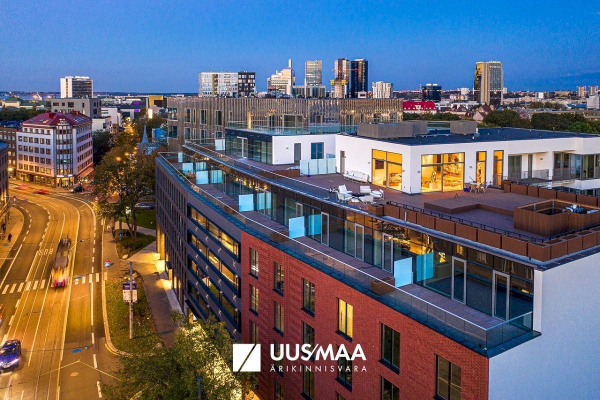 Tallinn, Kesklinna linnaosa, Pärnu mnt 31