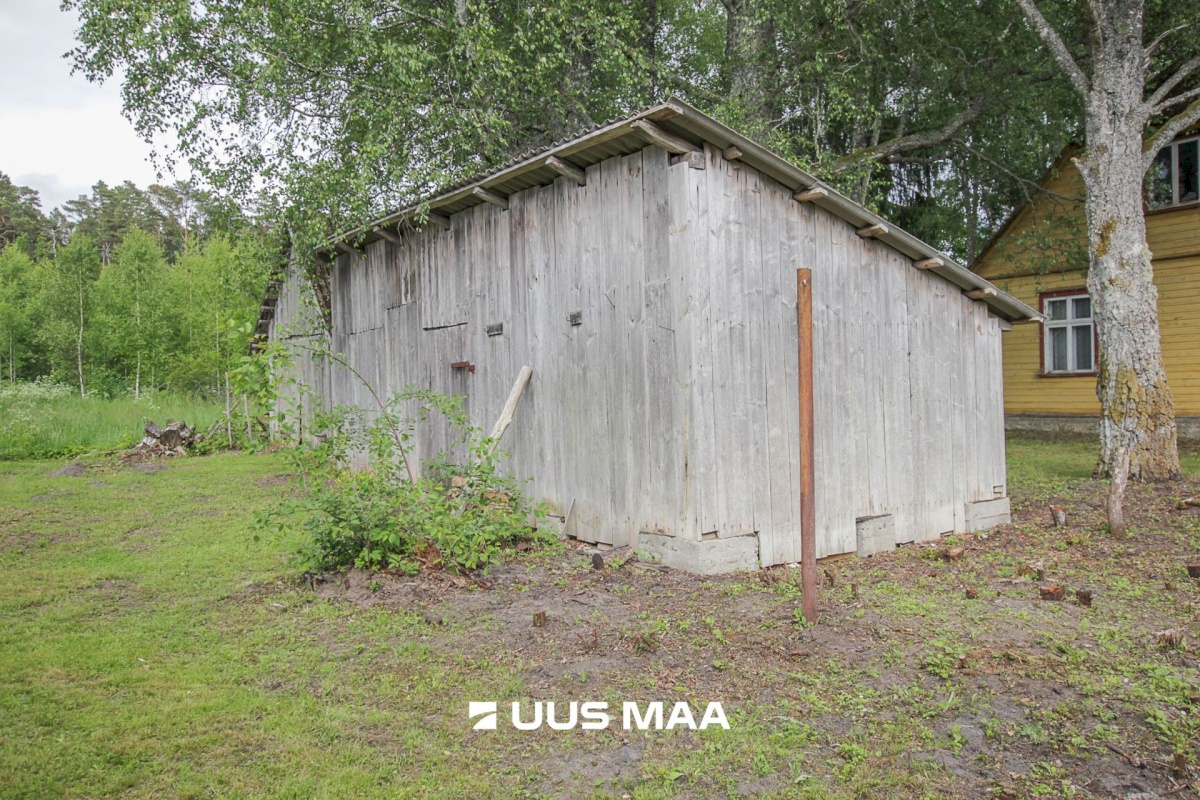 Pärnu linn, Tõstamaa alevik, Varbla mnt 52