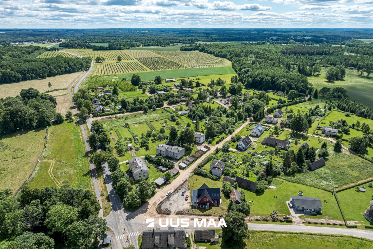 Viljandi vald, Heimtali küla, Vardi allee 4