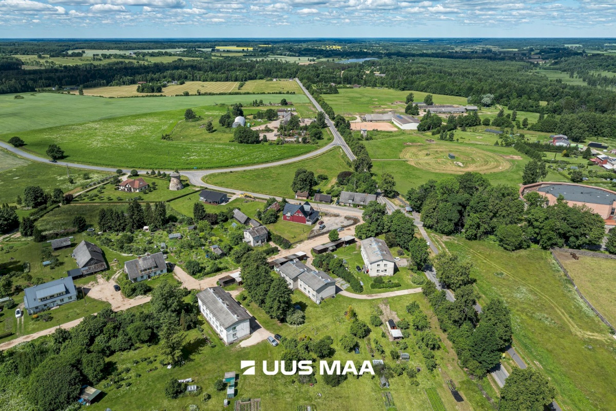 Viljandi vald, Heimtali küla, Vardi allee 4