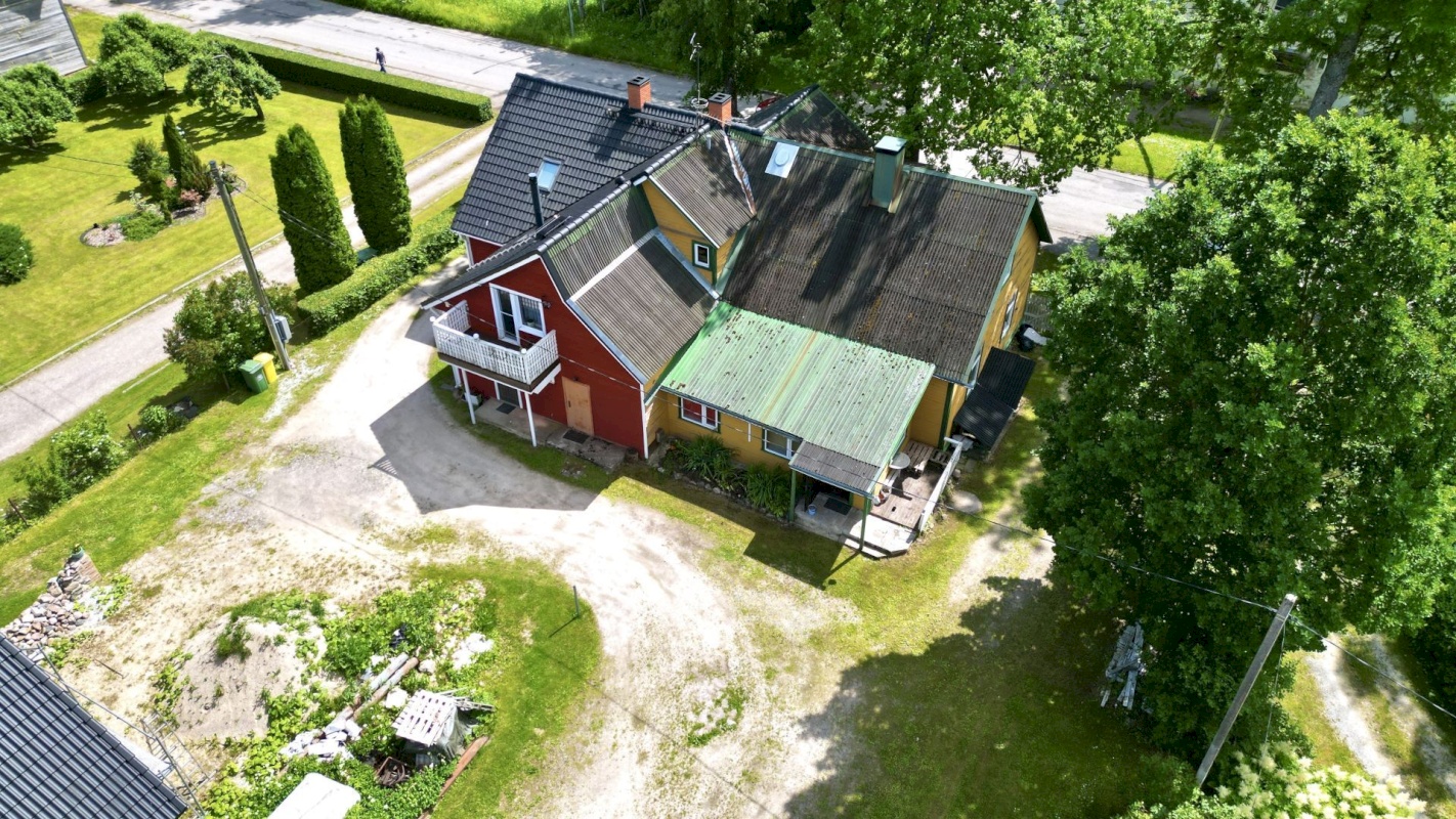 Põhja-Pärnumaa vald, Vändra alev, Vana 32