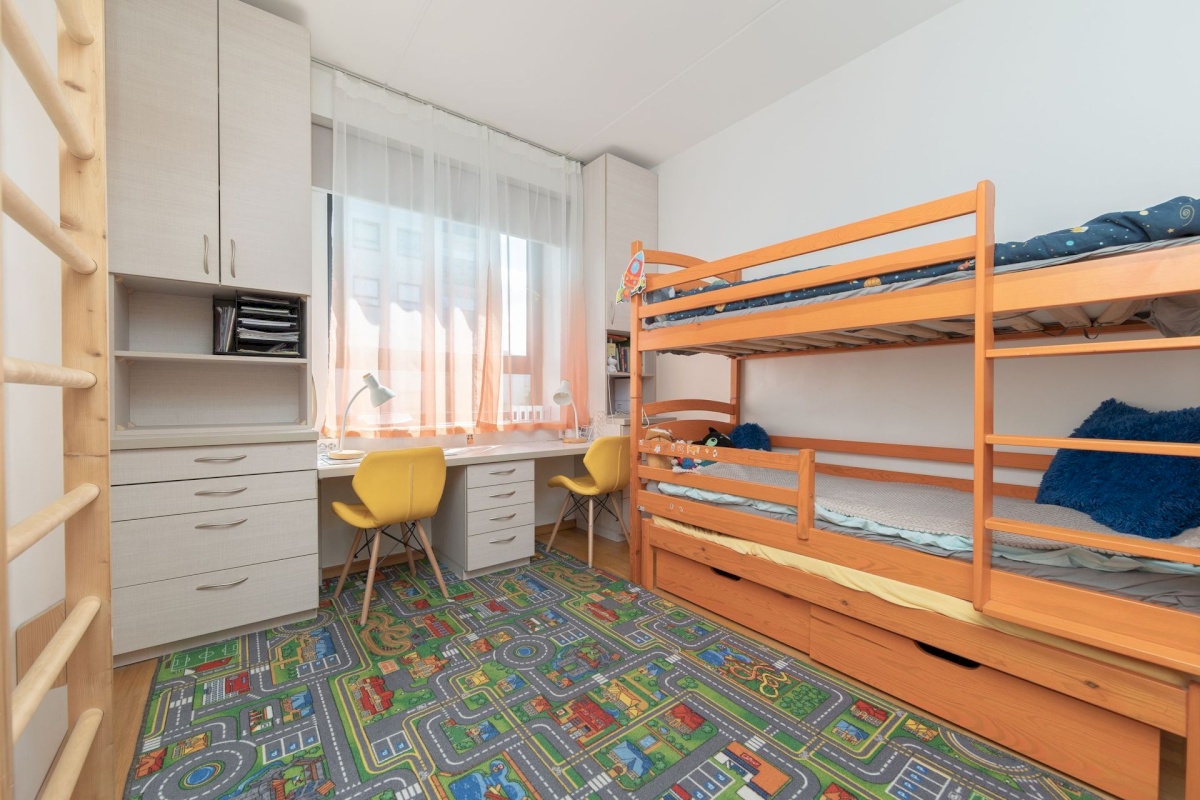 Tallinn, Lasnamäe linnaosa, Virbi 8