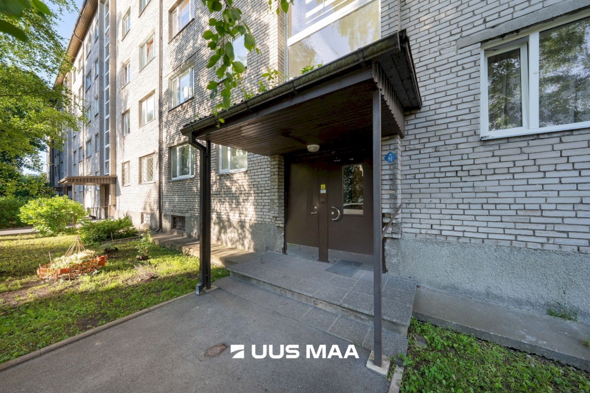 Tallinn, Lasnamäe linnaosa, Punane tn 9