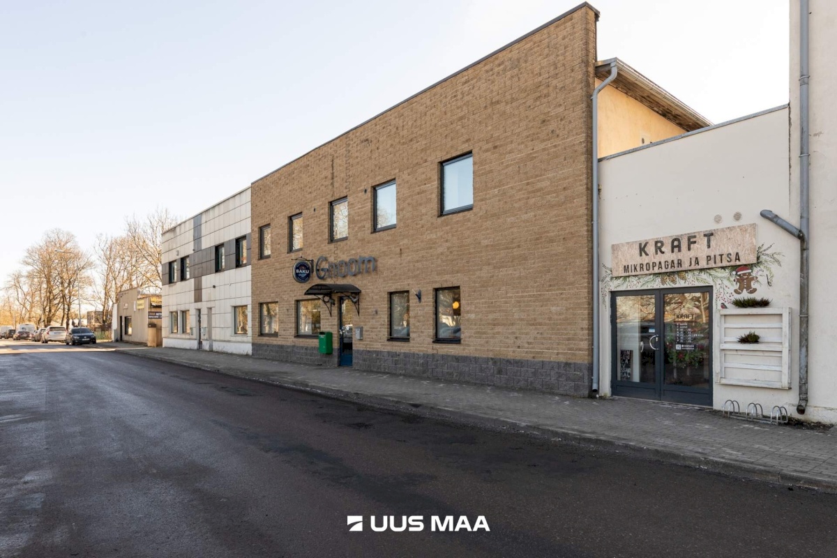 Keila linn, Keskväljak 3