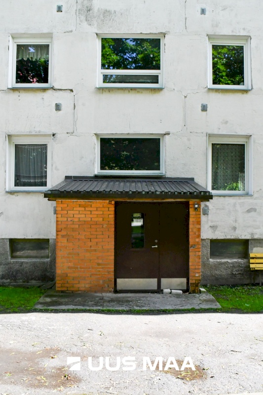 Lääneranna vald, Lihula linn, Tallinna mnt. 1
