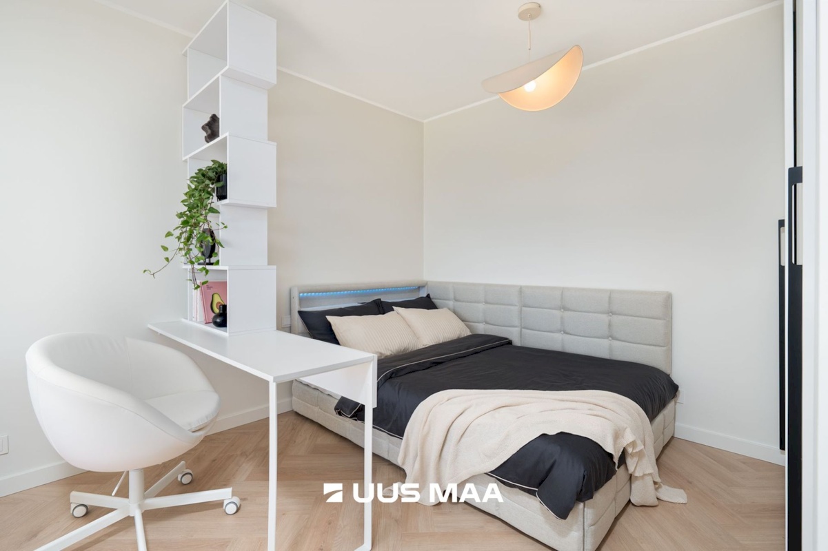 Tallinn, Mustamäe linnaosa, Ehitajate tee 15