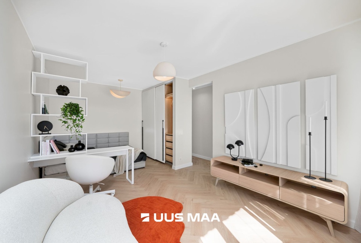 Tallinn, Mustamäe linnaosa, Ehitajate tee 15