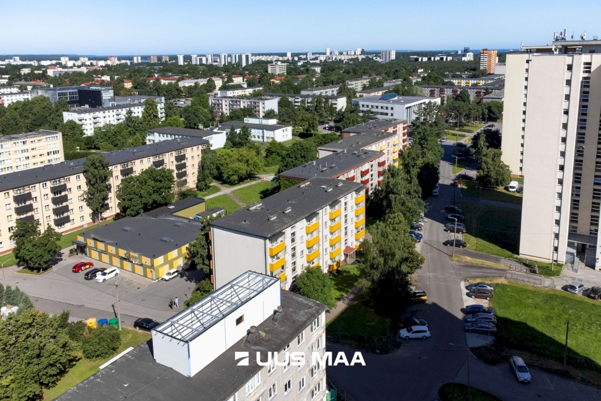 Tallinn, Mustamäe linnaosa, Ehitajate tee 15