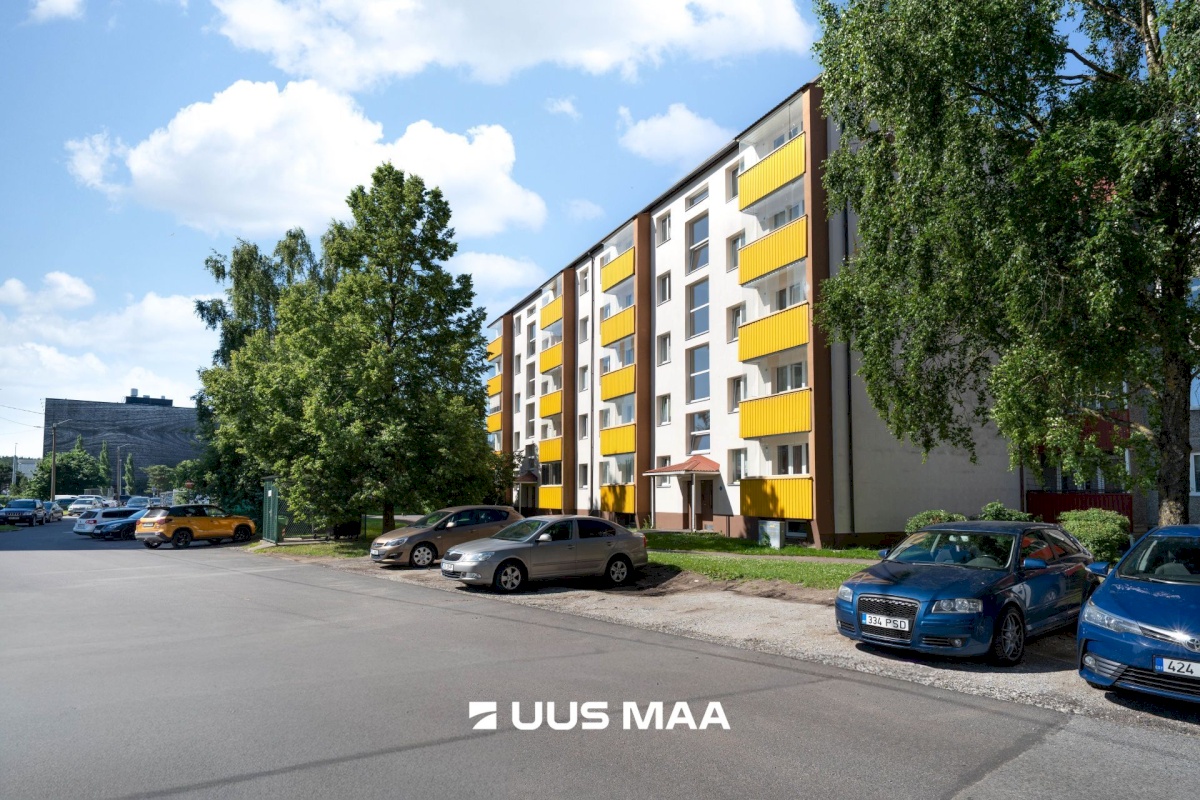 Tallinn, Mustamäe linnaosa, Ehitajate tee 15