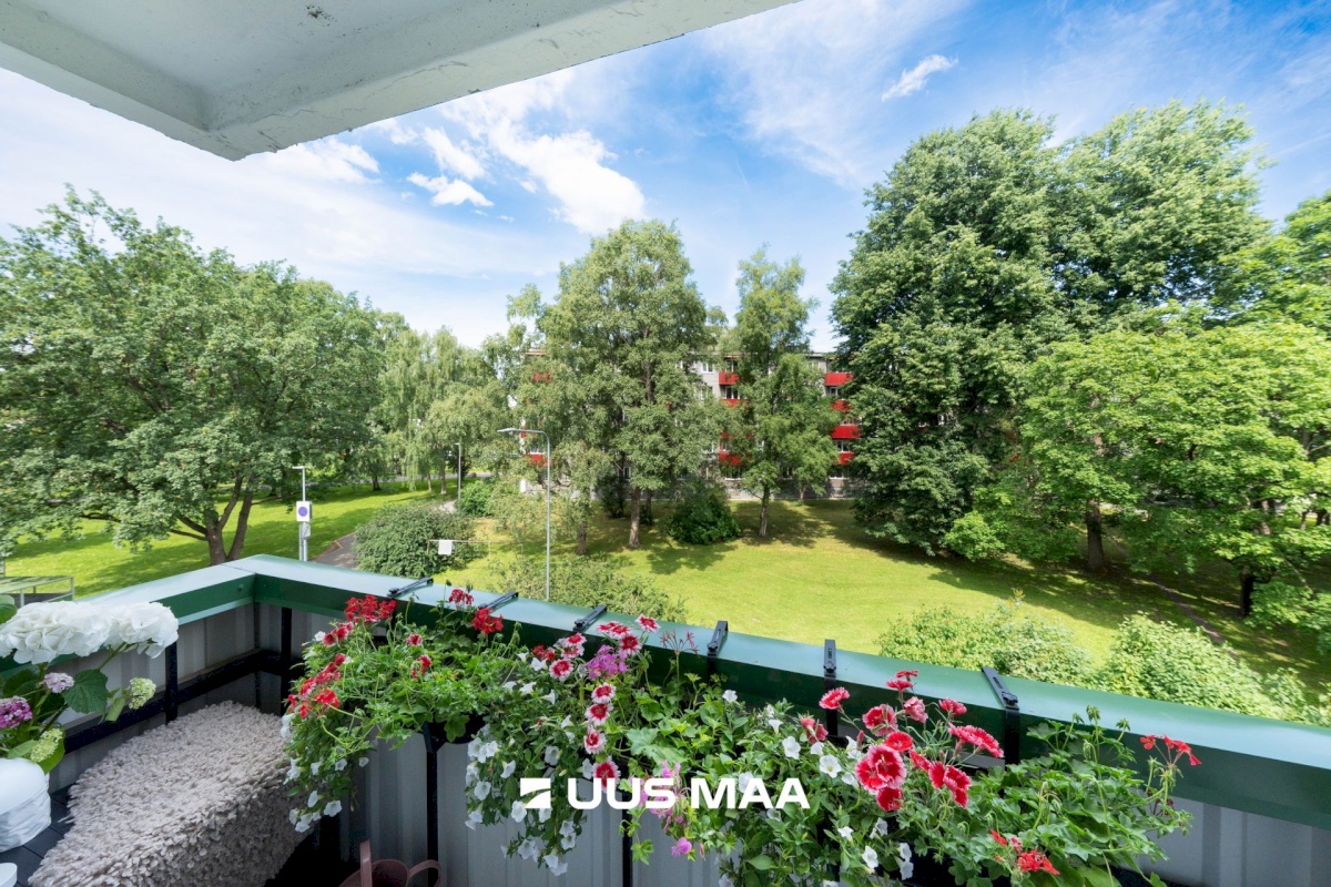 Tallinn, Mustamäe linnaosa, Mustamäe, Mustamäe tee 122