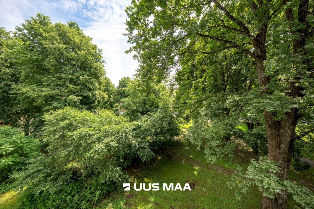 Tallinn, Mustamäe linnaosa, Mustamäe, Mustamäe tee 122
