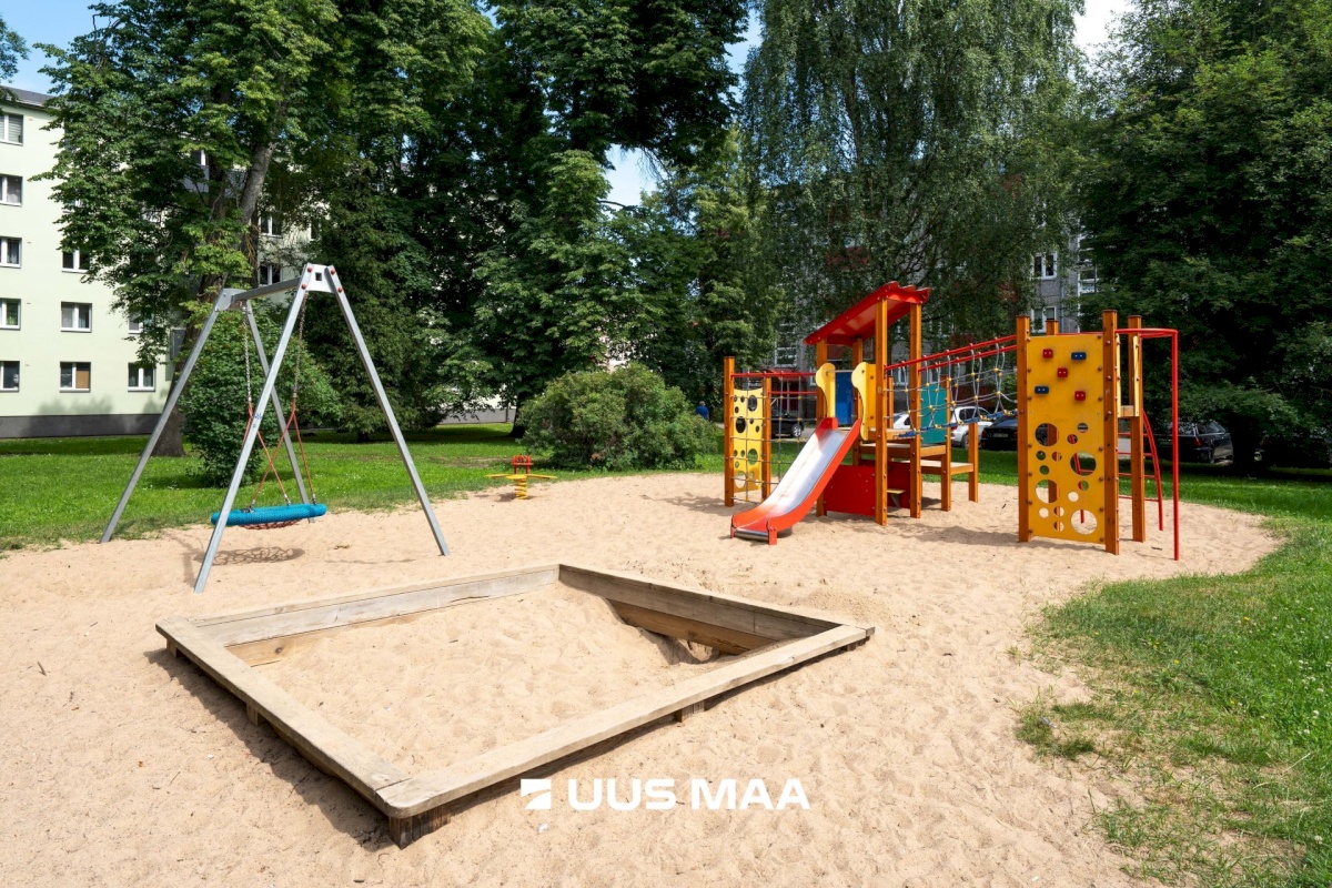 Tallinn, Mustamäe linnaosa, Mustamäe, Mustamäe tee 122