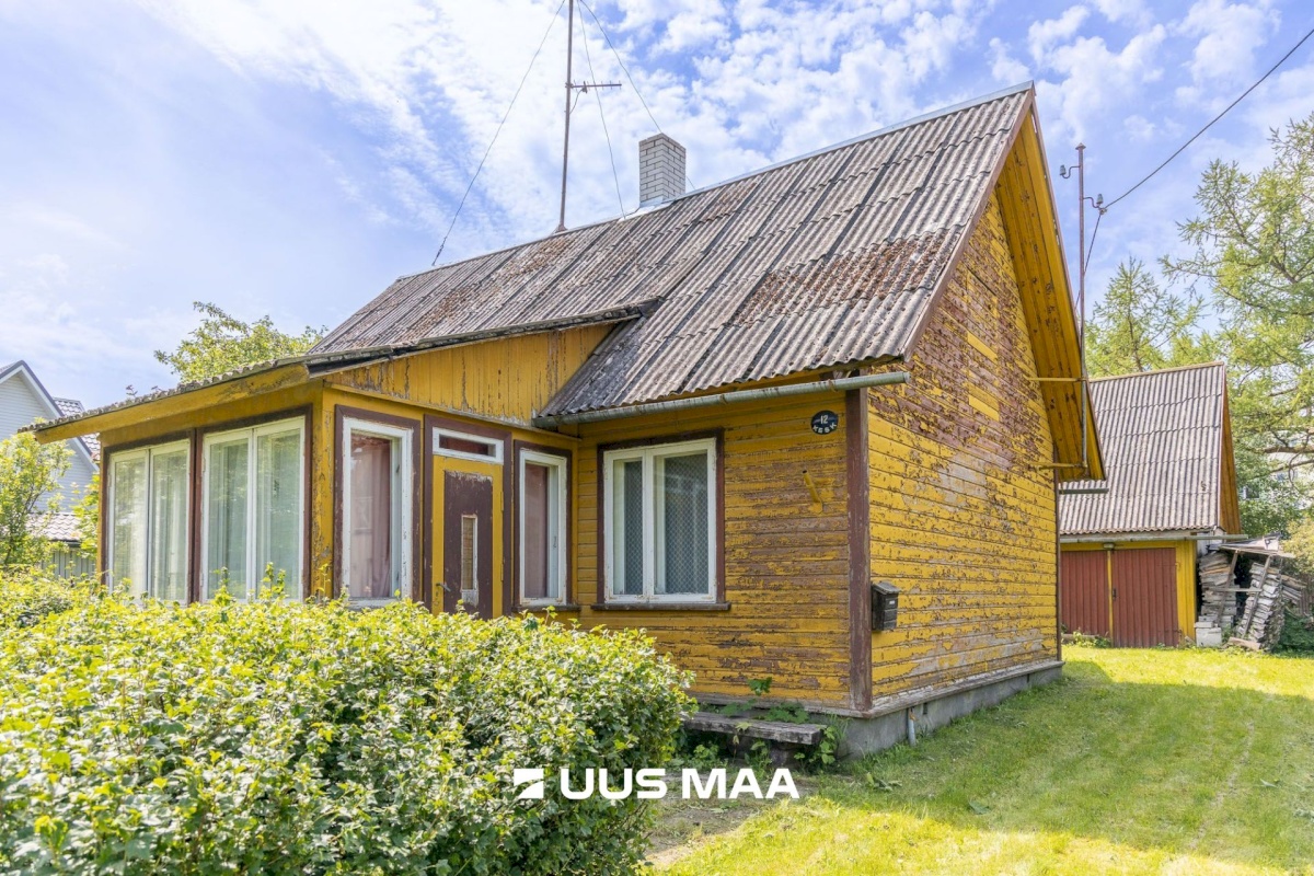Jõgeva vald, Jõgeva linn, Kesk 12