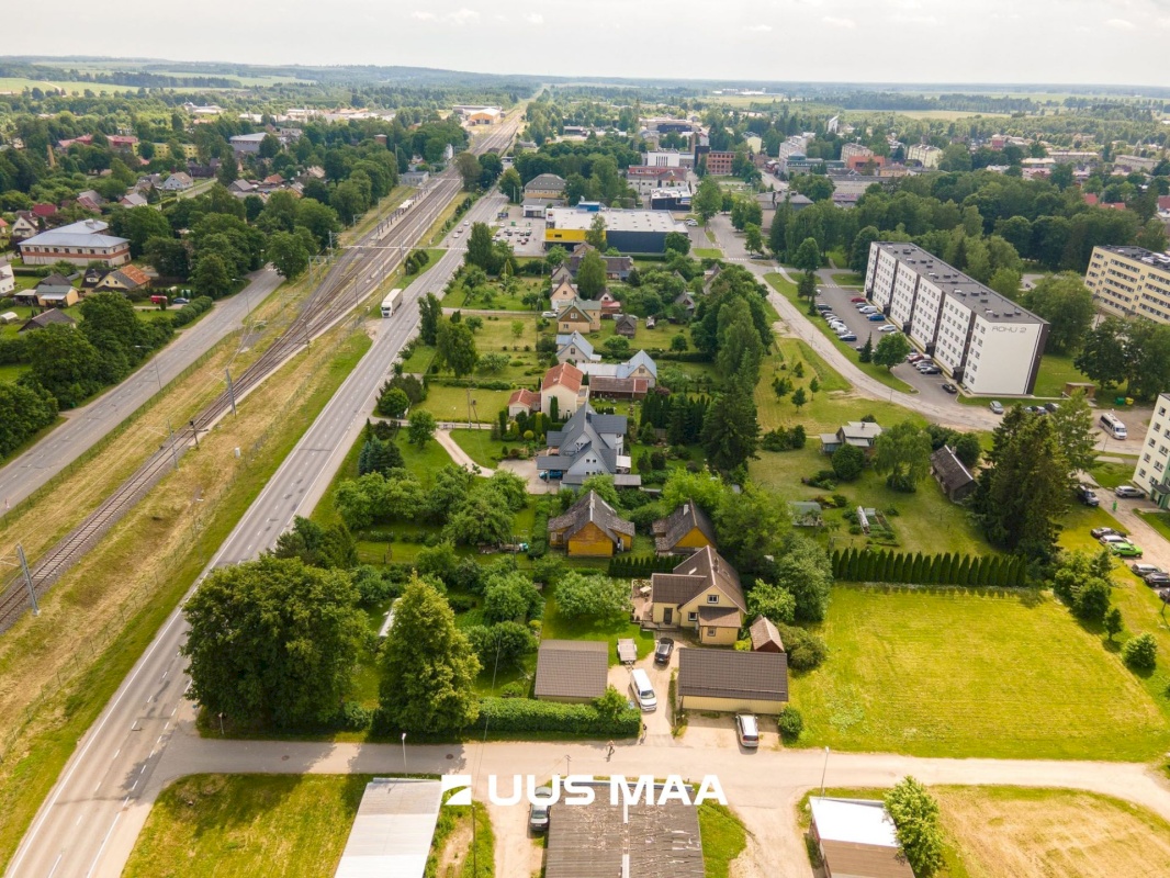 Jõgeva vald, Jõgeva linn, Kesk 12