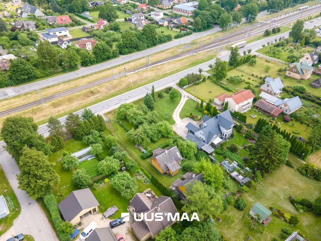 Jõgeva vald, Jõgeva linn, Kesk 12