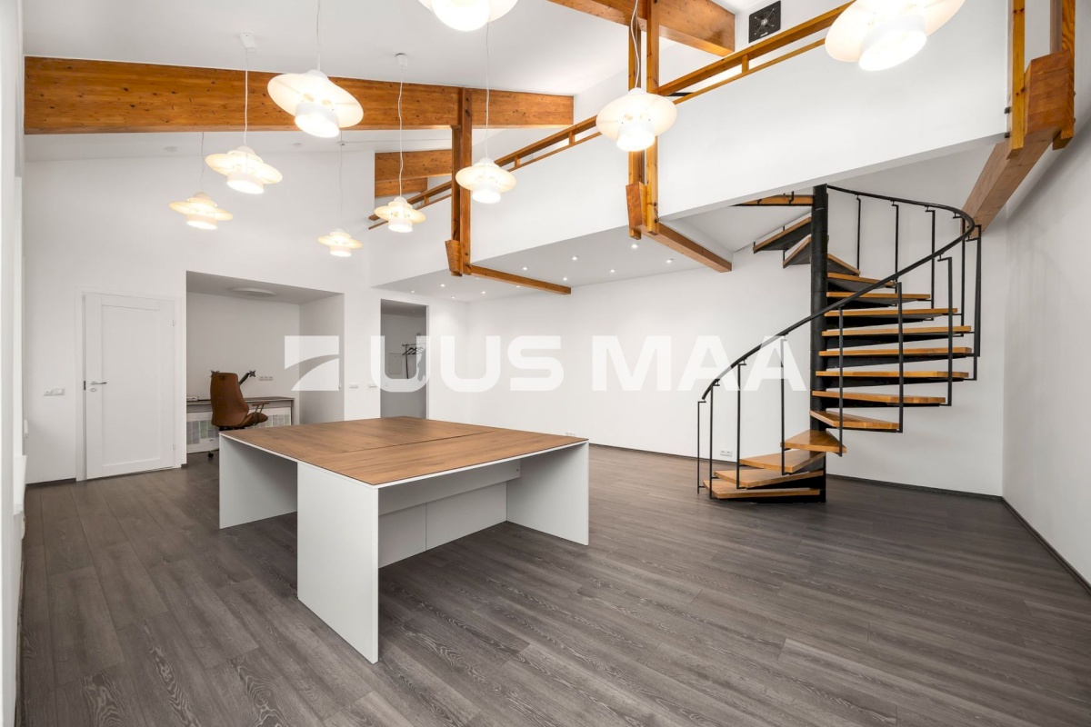 Tallinn, Kesklinna linnaosa, Vanalinn, Viru tn 9
